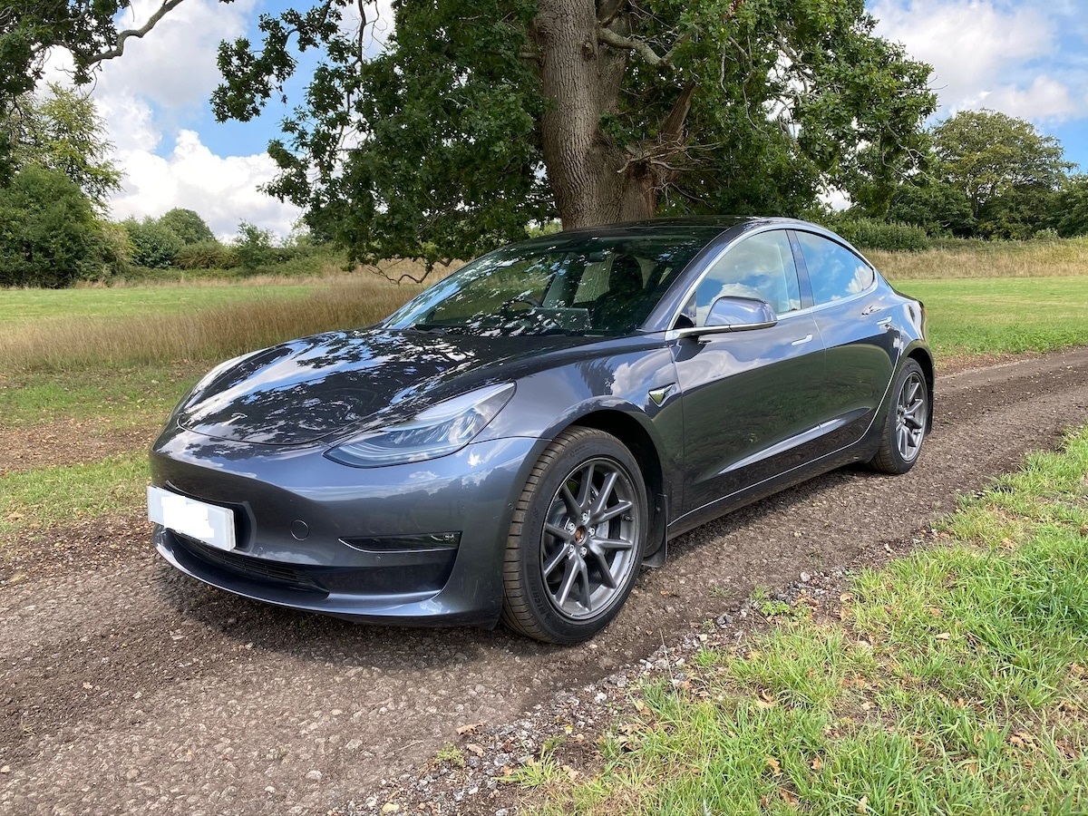 Download Tesla - Model 3 - Performance - 2019 - Grey | GoinGreen